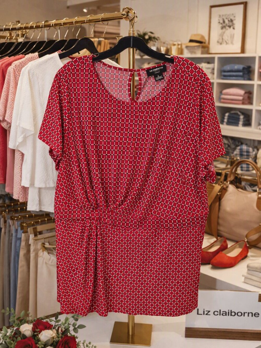 Liz Claiborne Red Geometric Print Short Sleeve Top